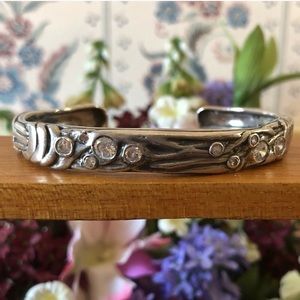 Rare Incentive Silpada Sterling Club Silver Cubic Zirconia Cuff Bracelet